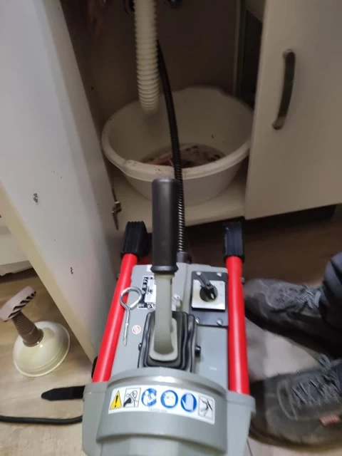 Odgušenje kanalizacije 1